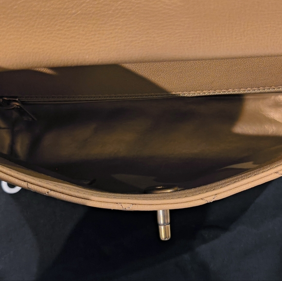 CHANEL CC 2019 Beige Flap Crossbody Shoulder Bag✨ - Picture 10 of 12